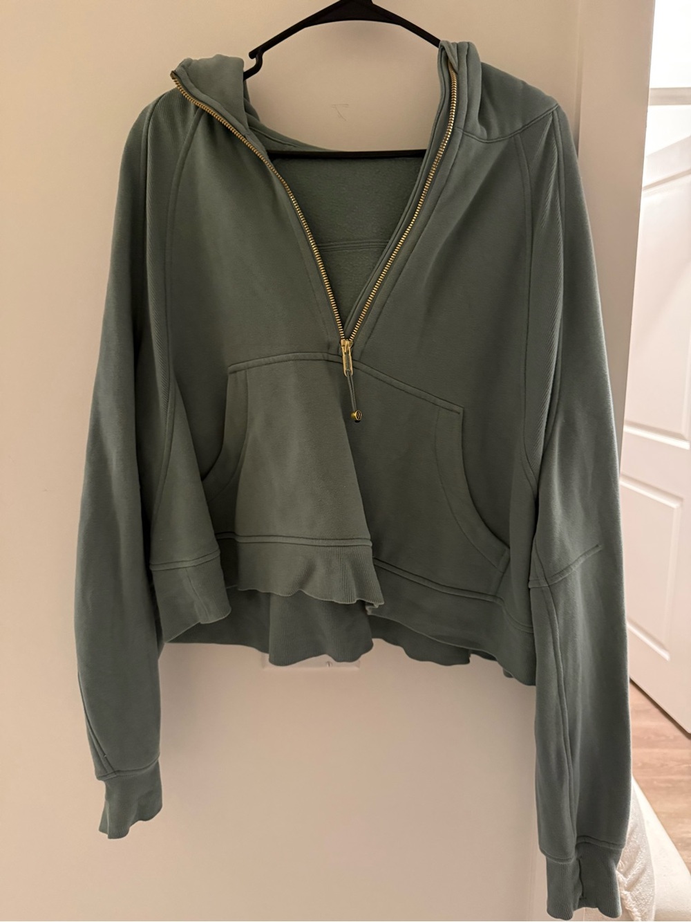 lululemon athletica Sage Green Half-Zip Scuba